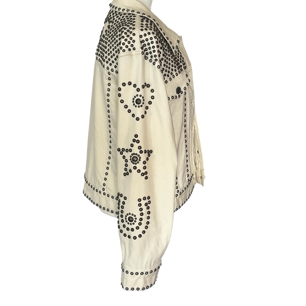 Double D Ranch Cream Denim Jacket with Black Stud Patterns - Picture 5 of 9